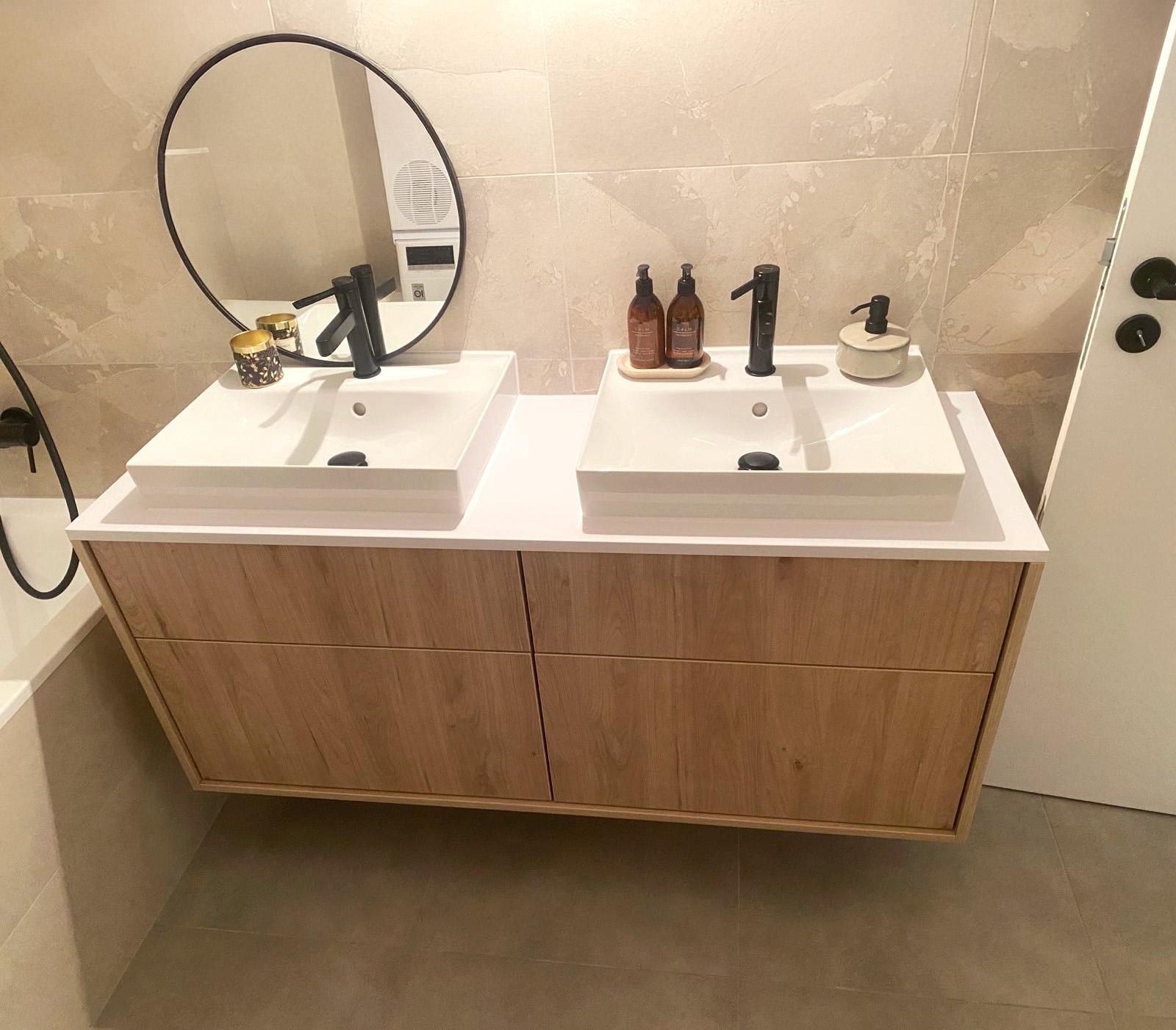 Built-in furniture in the bathroom