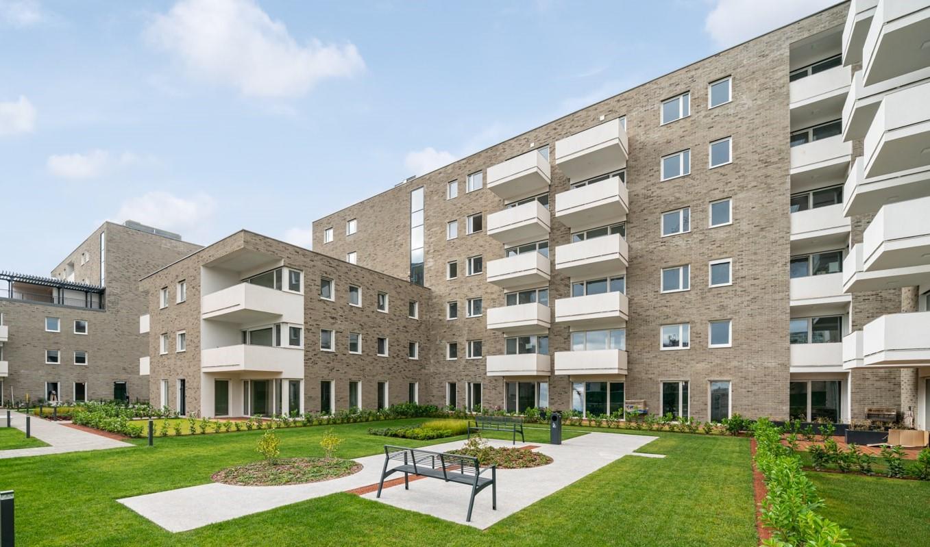 Kassák Residence buildings and inner park